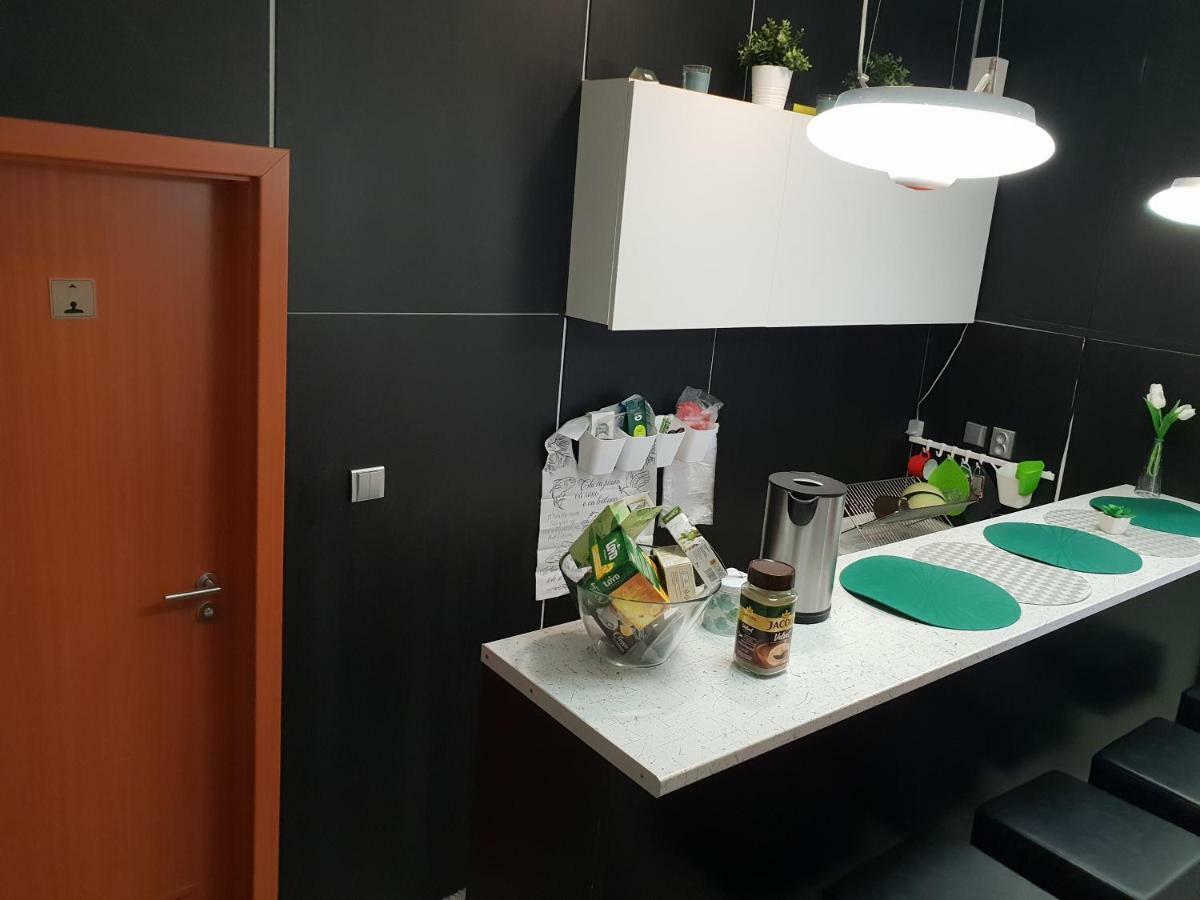 Quiet Courtyard Apartment Praga Zewnętrze zdjęcie